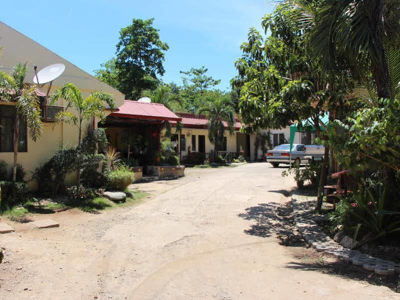 ホテルプリマ レジデンシーズ Palawan エクステリア 写真